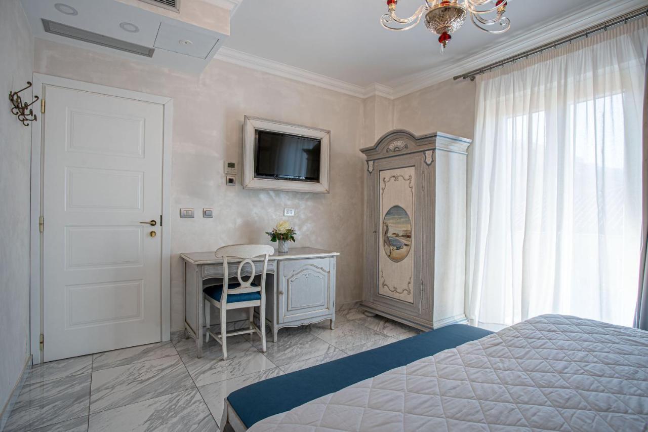 Hotel Colomba D'Oro Tropea Exteriör bild